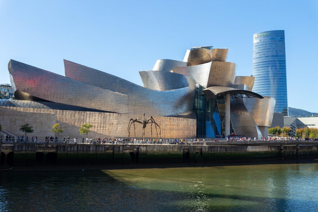 building-6822814_1920